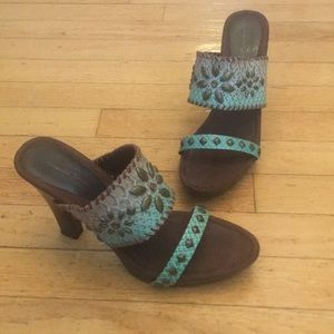 Amanda Smith  sandals